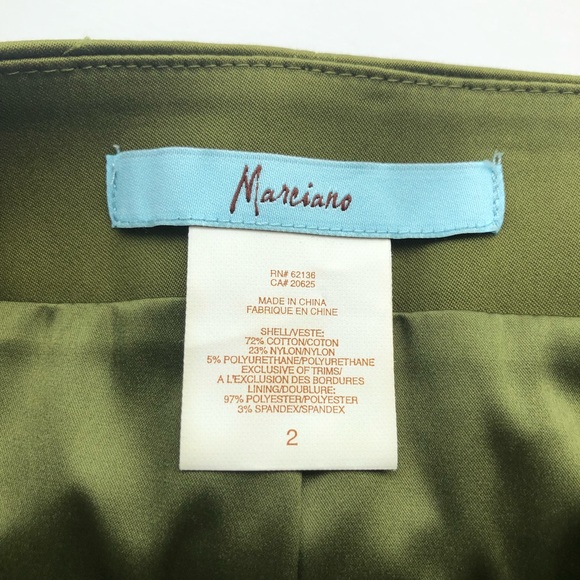 Marciano Skirt with Curve-Enhancing Seams - Picture 4 of 7